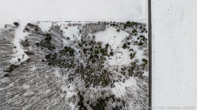 $670,000 | 8930 Hanna Lake Avenue Southeast, Caledonia, MI 49316