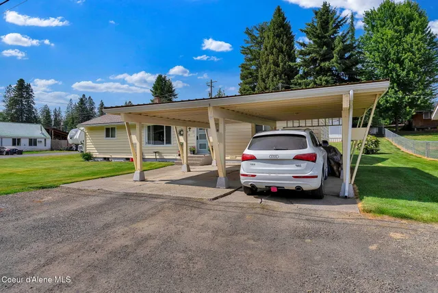 $435,000 | 2040 Washington Avenue, St. Maries, ID 83861