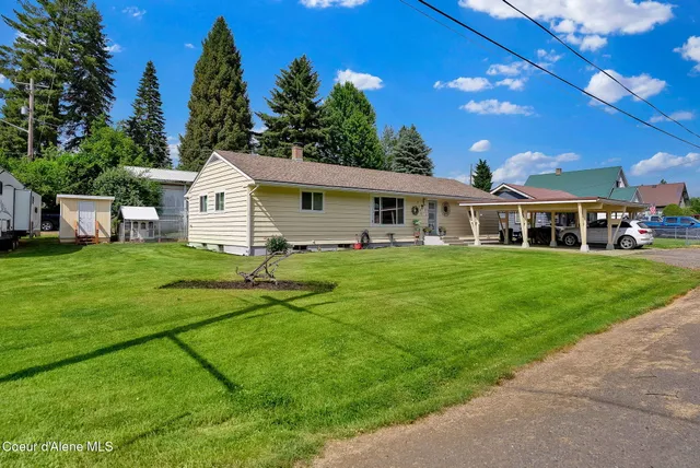 $435,000 | 2040 Washington Avenue, St. Maries, ID 83861
