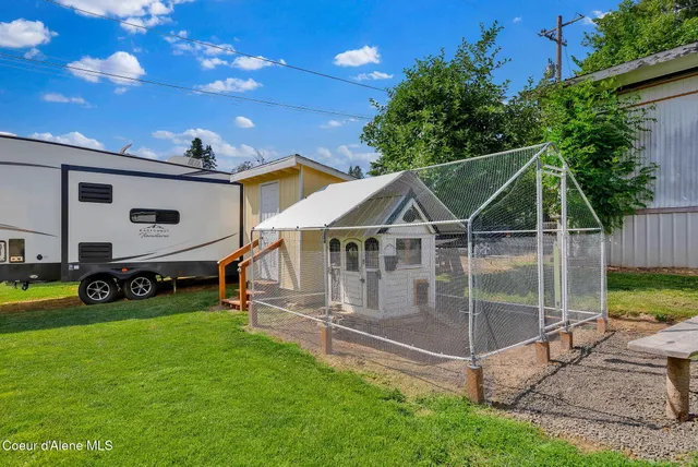 $435,000 | 2040 Washington Avenue, St. Maries, ID 83861