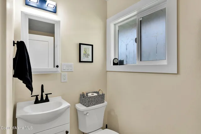 $435,000 | 2040 Washington Avenue, St. Maries, ID 83861