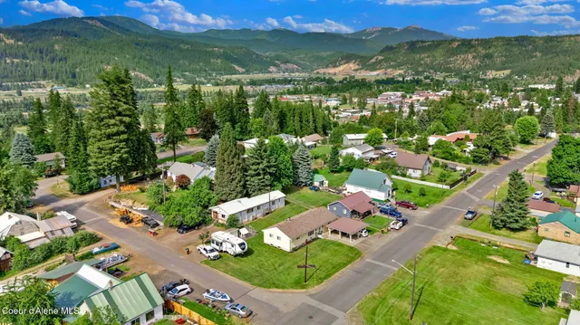 $435,000 | 2040 Washington Avenue, St. Maries, ID 83861