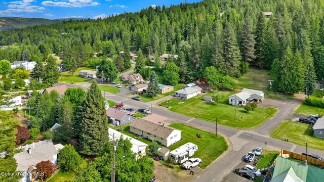 $435,000 | 2040 Washington Avenue, St. Maries, ID 83861