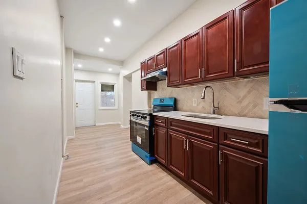 $3,500 | 308 East 8th Street, Unit 1 | Kensington