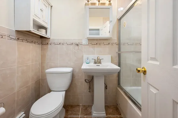 $3,500 | 308 East 8th Street, Unit 1 | Kensington
