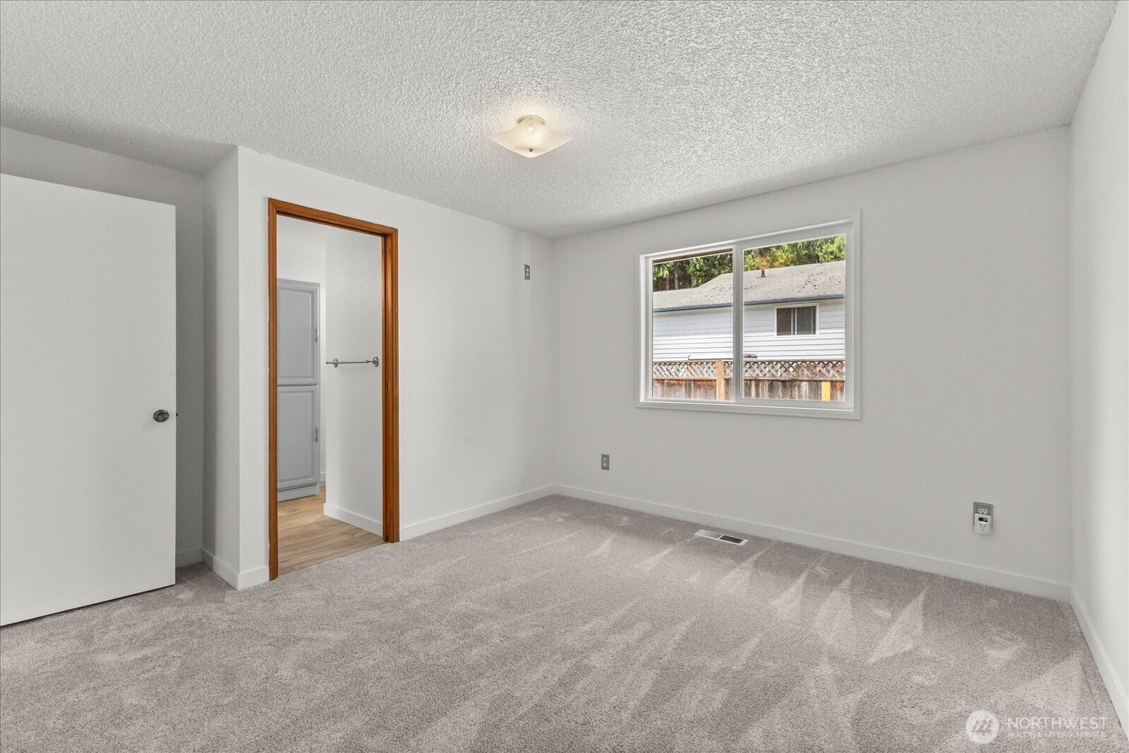 10803 Sterling Road Sedro-Woolley, WA 98284 - Photo 12 of 30 Gallery Image 12