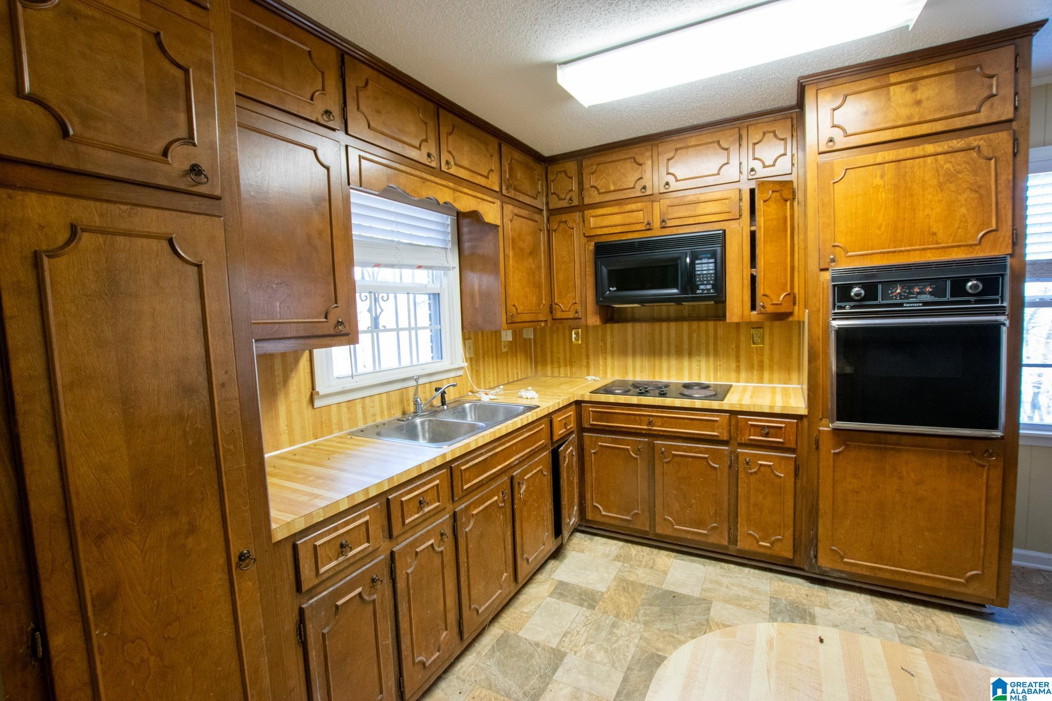 1480 Head Road Fultondale, AL 35068 - Photo 8 of 27