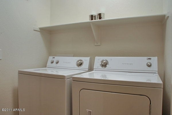 10225 West Camelback Road, Unit 41 Phoenix, AZ 85037 - Photo 11 of 23 Laundry Room