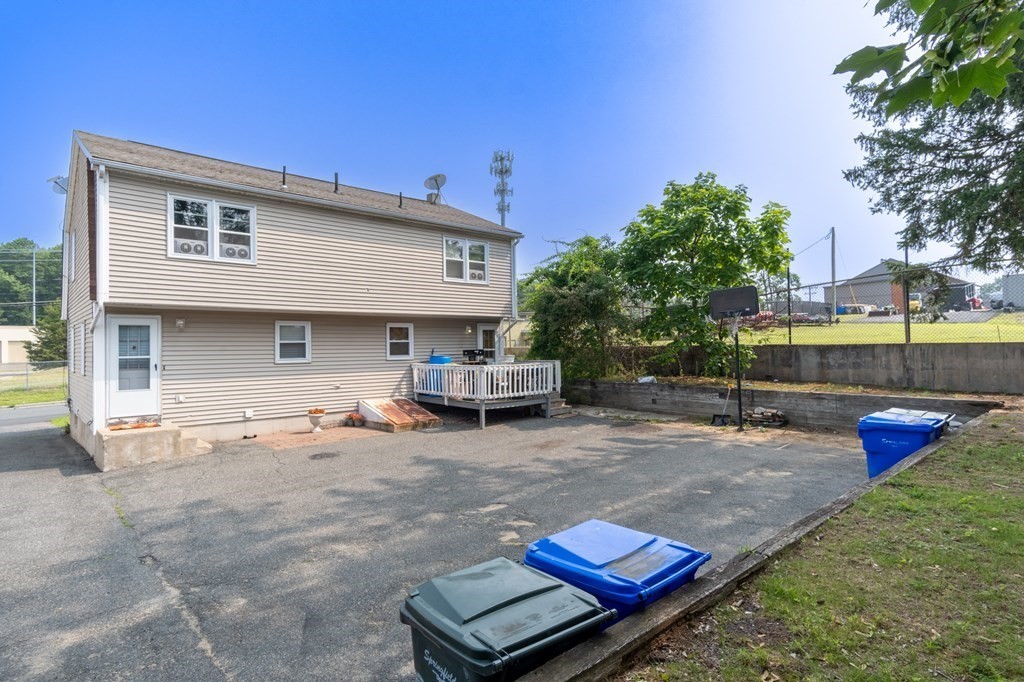 209-211 Verge Street Springfield, MA 01129 - Photo 13 of 14 a view of a two chair in the patio