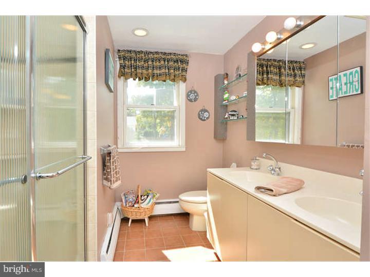 112 Deerfield Road Broomall, PA 19008 - Photo 13 of 25 Bathroom