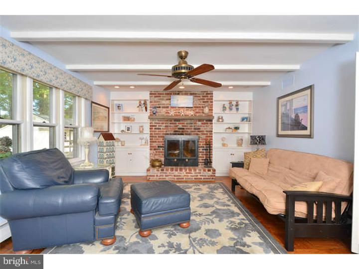 112 Deerfield Road Broomall, PA 19008 - Photo 6 of 25 Family Room