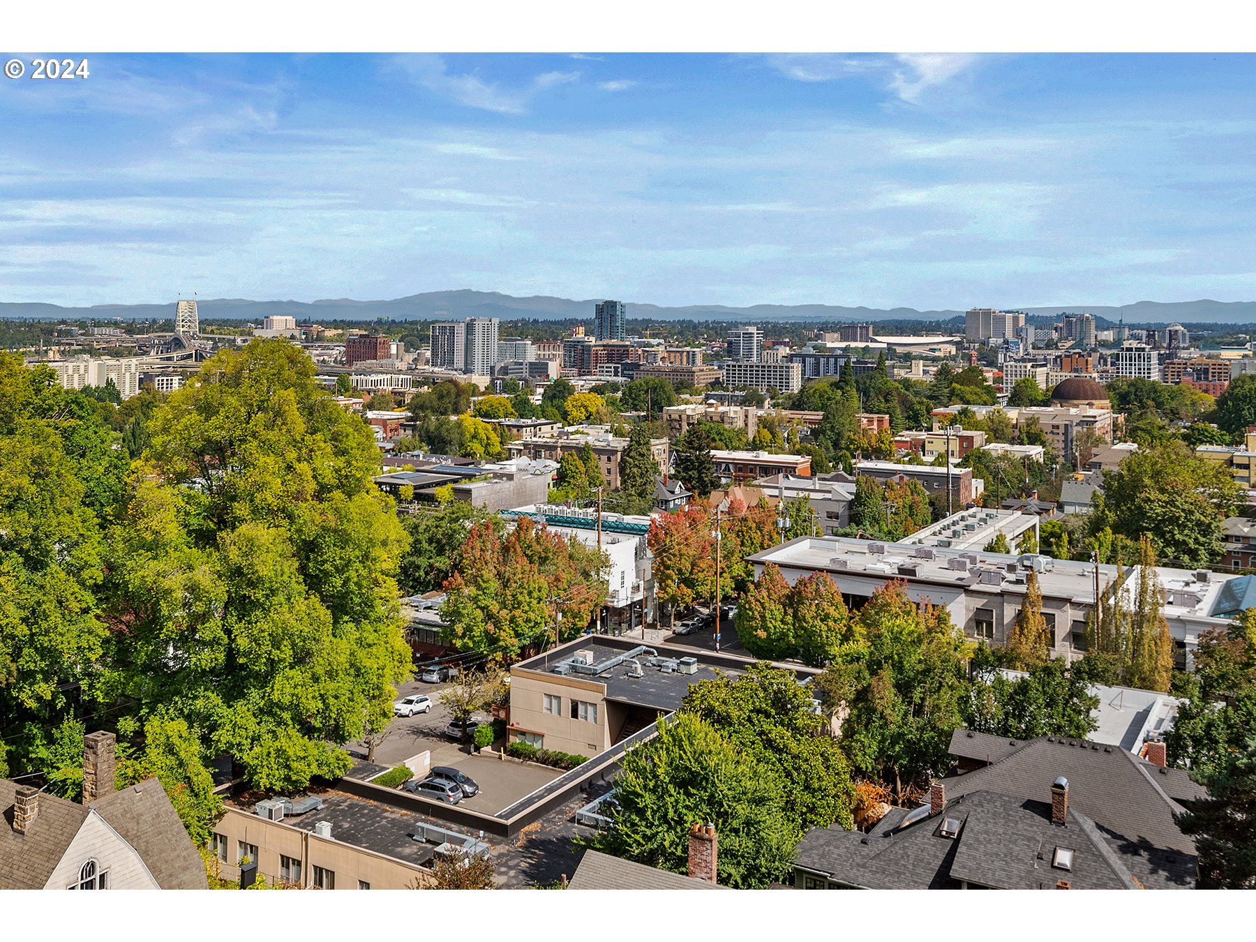 2351 Northwest Westover Road, Unit 1003 Portland, OR 97210 - Photo 12 of 42 Gallery Image 12