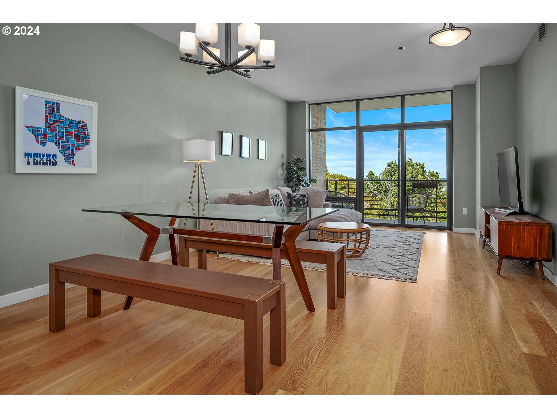 2351 Northwest Westover Road, Unit 1003 Portland, OR 97210 - Photo 16 of 42 Gallery Image 16