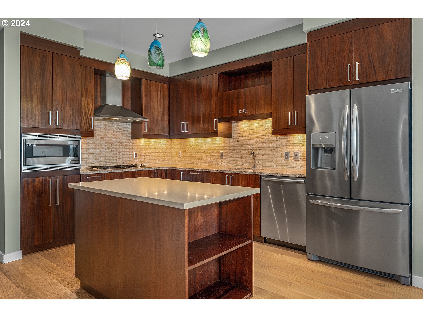 2351 Northwest Westover Road, Unit 1003 Portland, OR 97210 - Photo 19 of 42 Gallery Image 19
