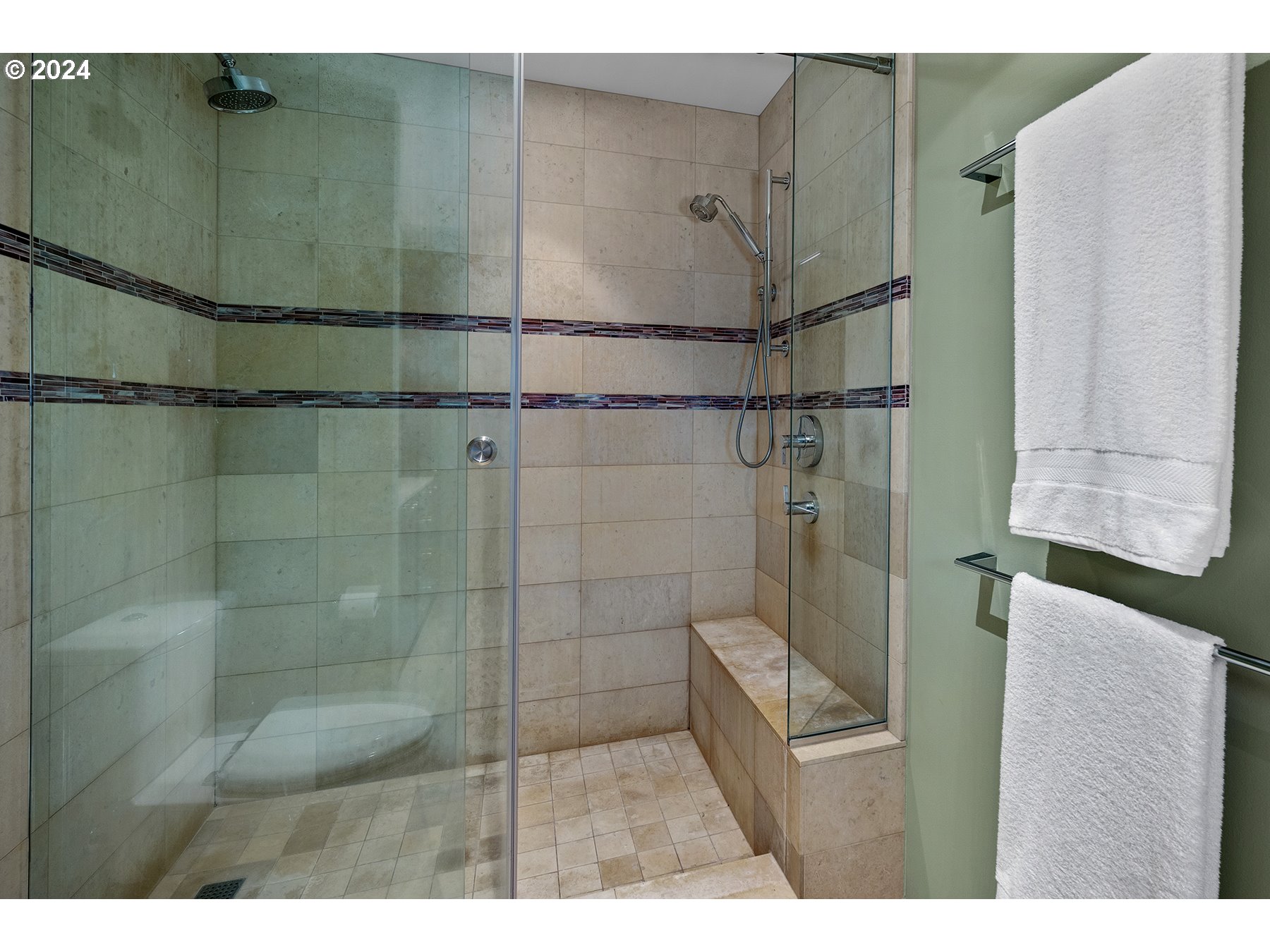 2351 Northwest Westover Road, Unit 1003 Portland, OR 97210 - Photo 29 of 42 Gallery Image 29