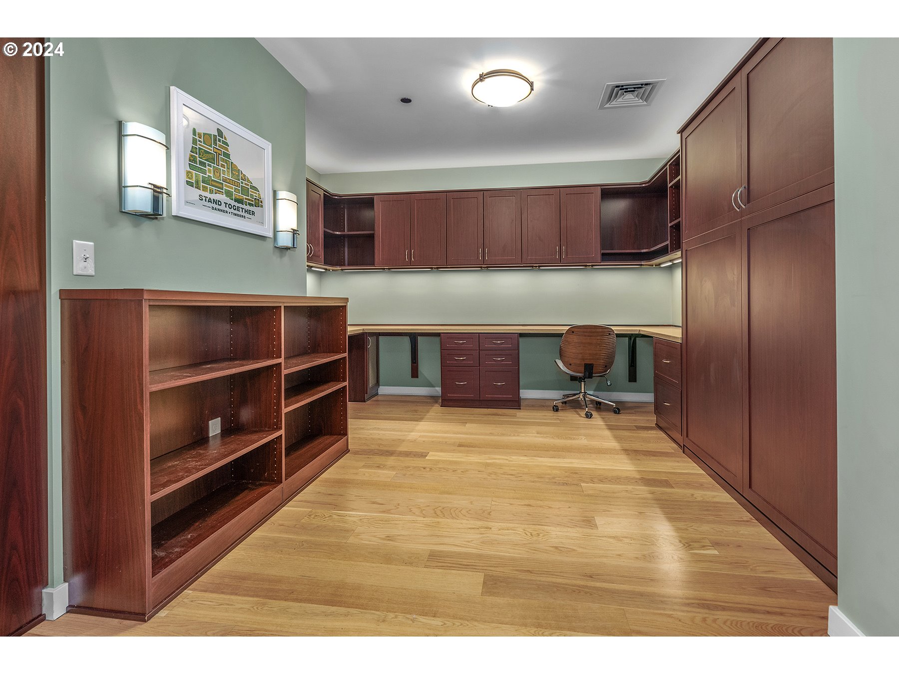 2351 Northwest Westover Road, Unit 1003 Portland, OR 97210 - Photo 32 of 42 Gallery Image 32