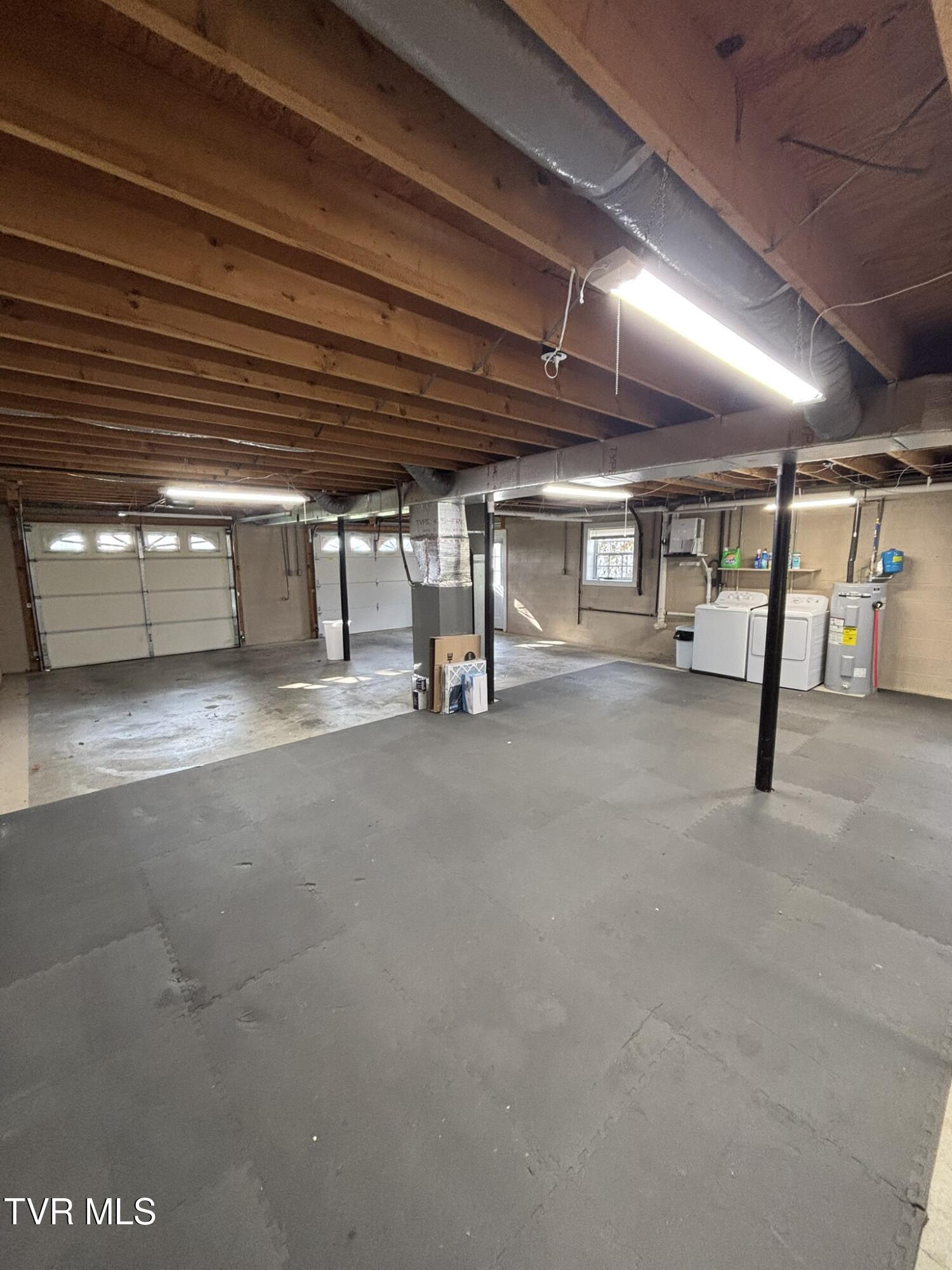 285 Brian Circle Afton, TN 37616 - Photo 14 of 24 IMG_2369