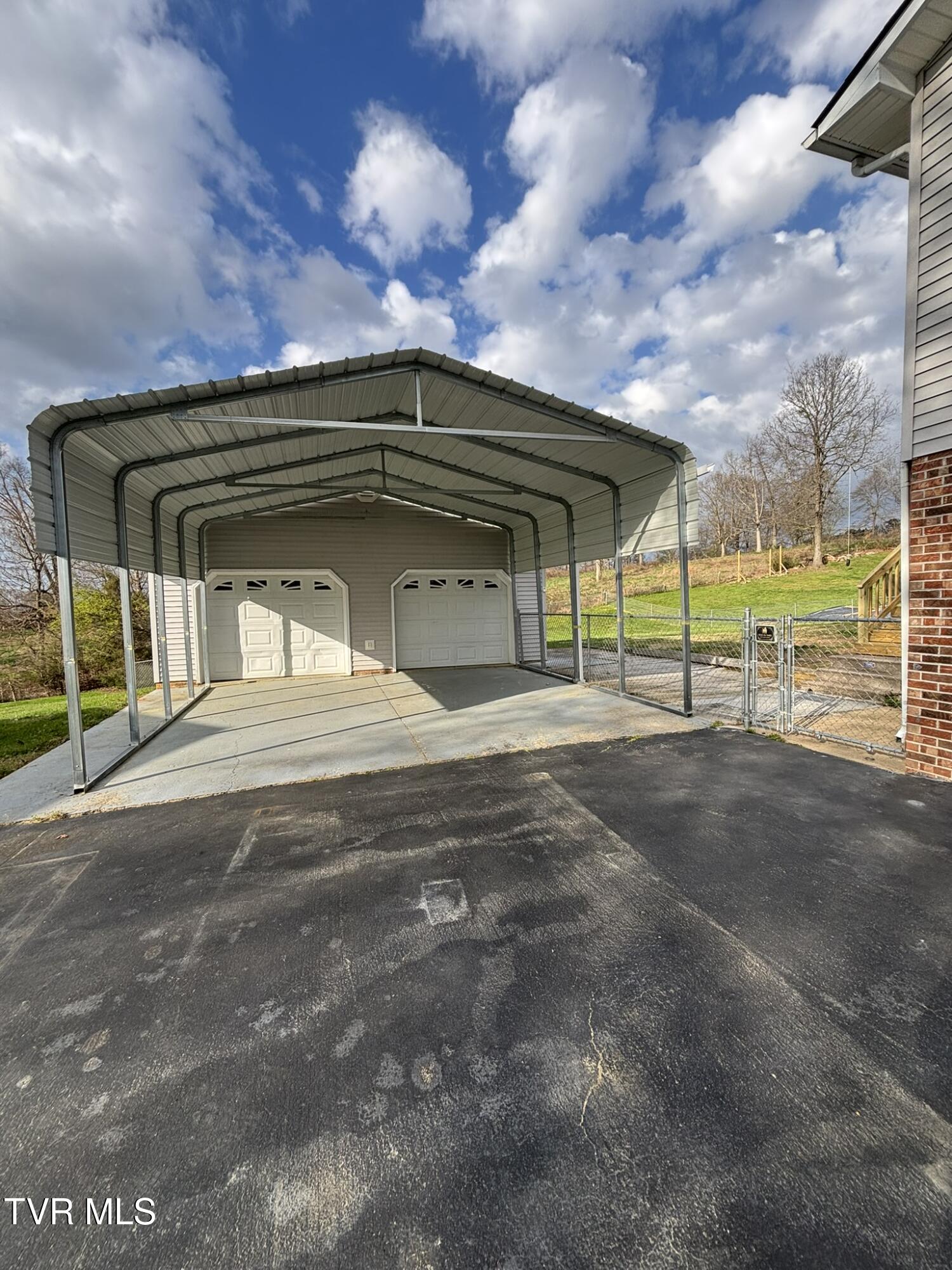 285 Brian Circle Afton, TN 37616 - Photo 17 of 24 IMG_2382