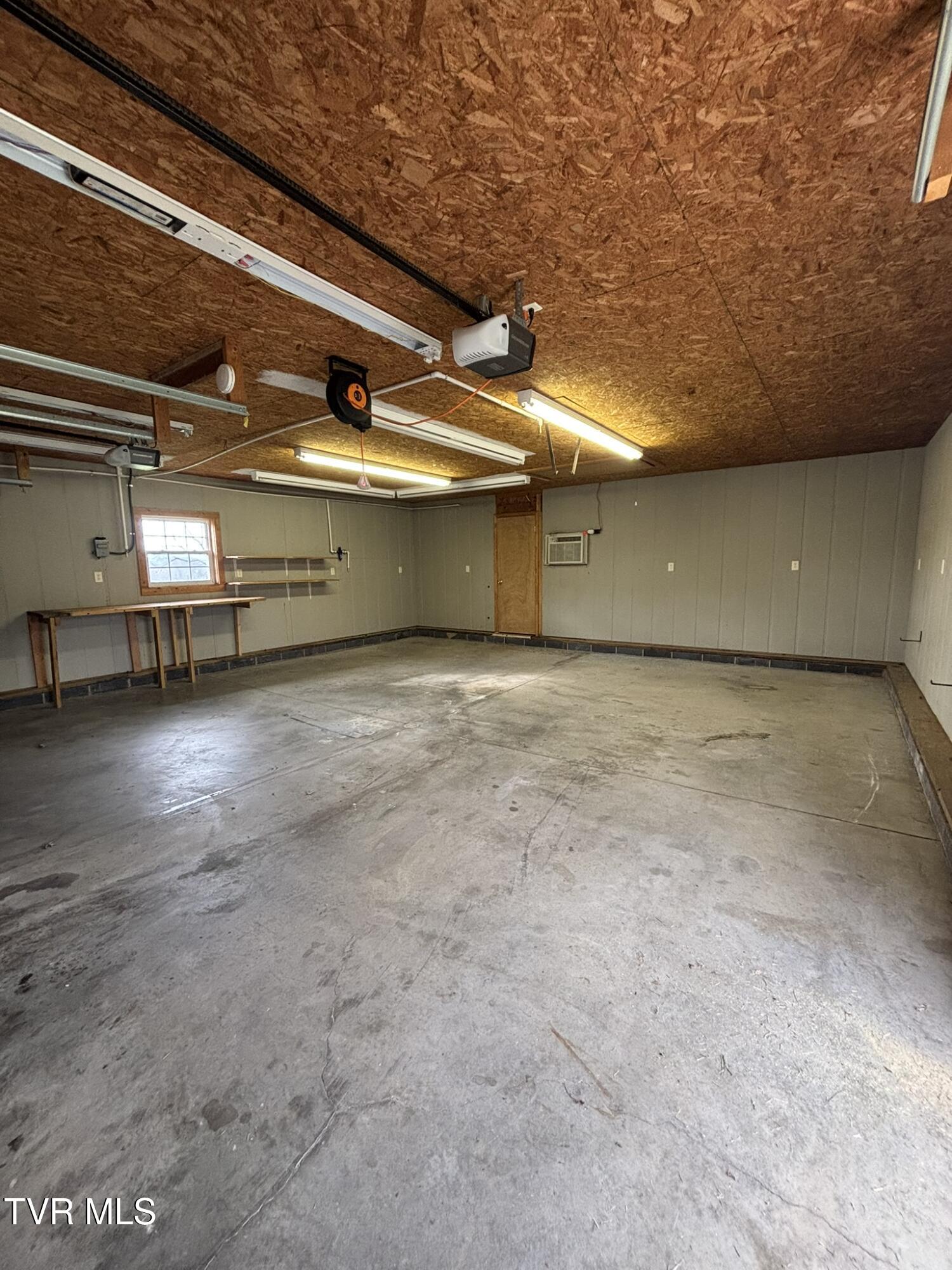 285 Brian Circle Afton, TN 37616 - Photo 18 of 24 IMG_2374