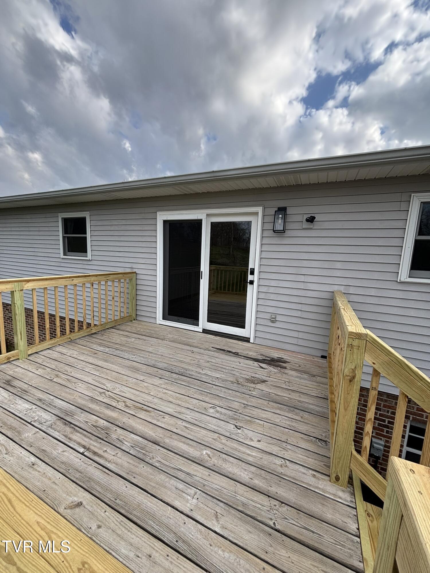 285 Brian Circle Afton, TN 37616 - Photo 22 of 24 IMG_2379