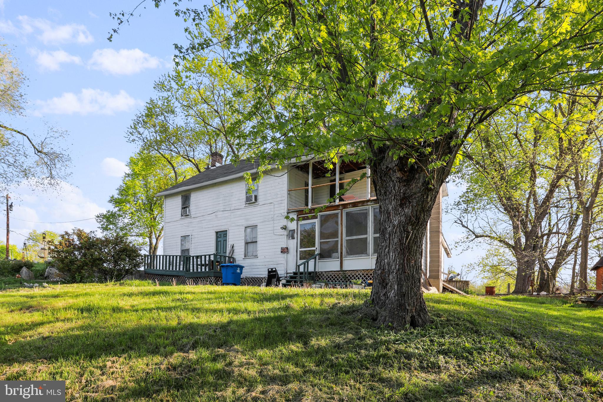12007 Walnut Point Road Hagerstown, MD 21740 - Photo 2 of 12 Gallery Image 2