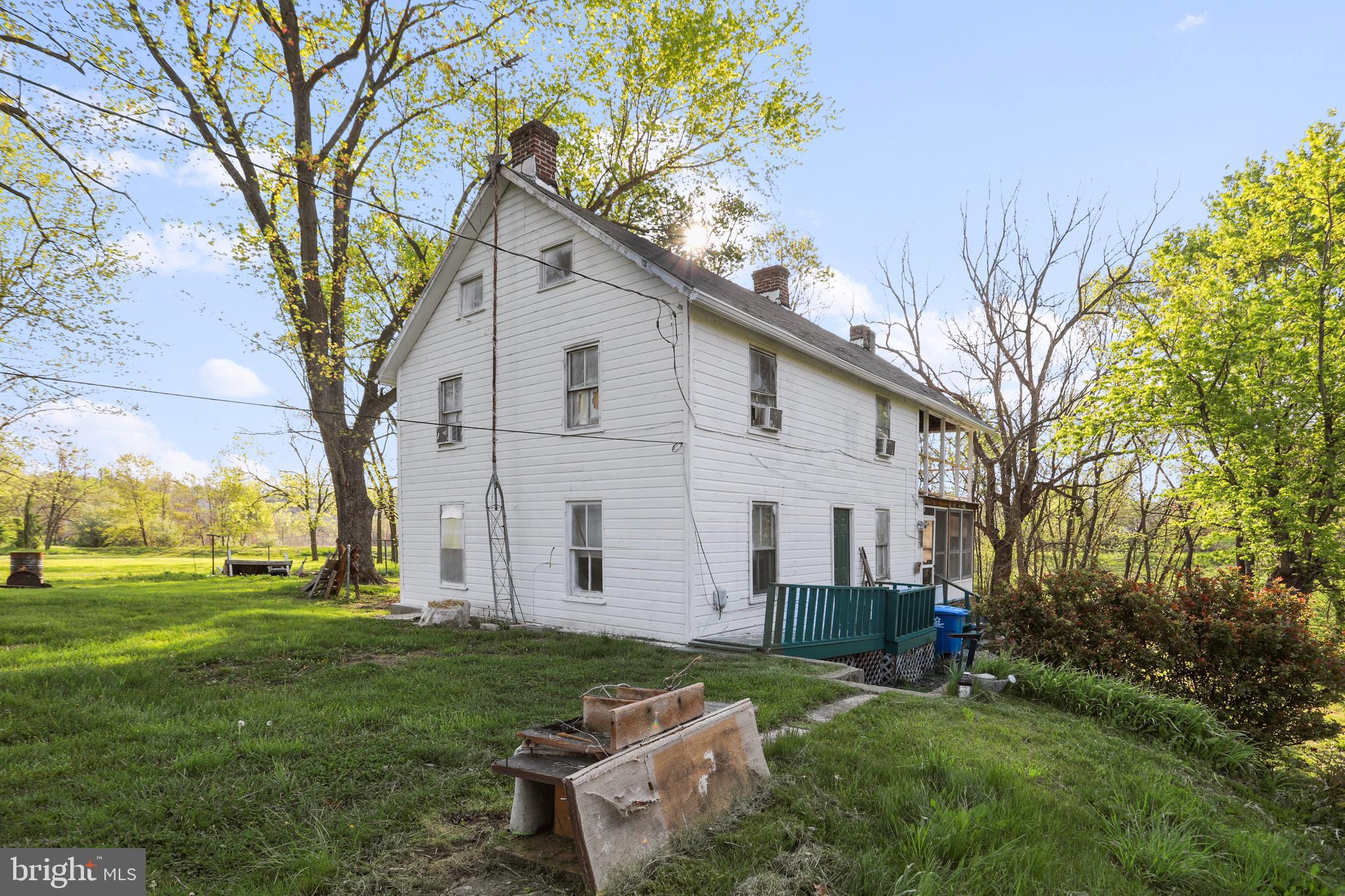 12007 Walnut Point Road Hagerstown, MD 21740 - Photo 4 of 12 Gallery Image 4
