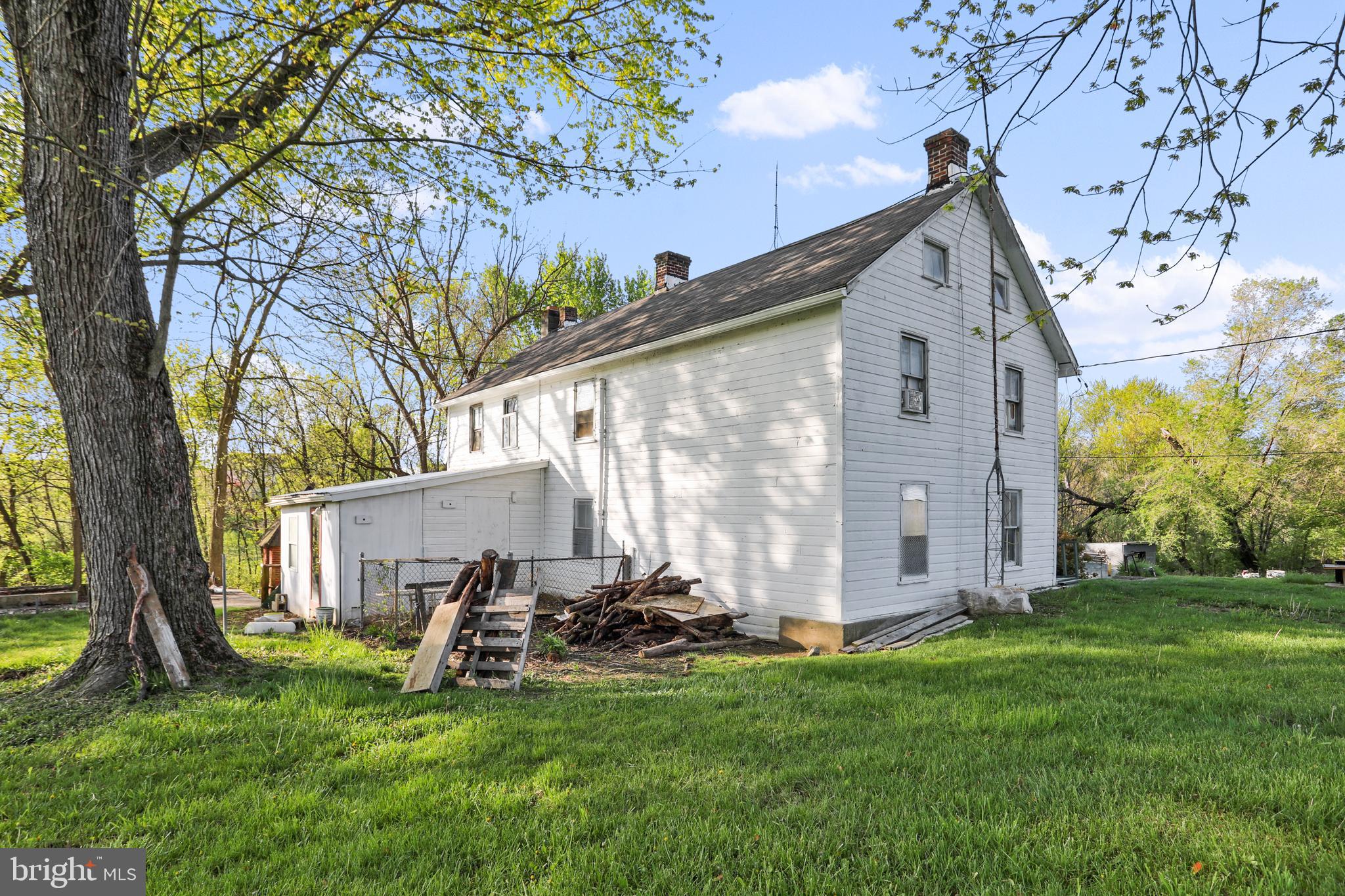 12007 Walnut Point Road Hagerstown, MD 21740 - Photo 7 of 12 Gallery Image 7