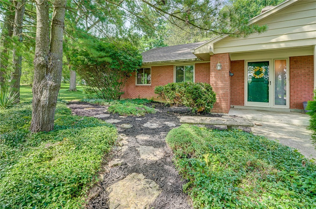 225 Davis Road Centerville, OH 45459 - Photo 7 of 70