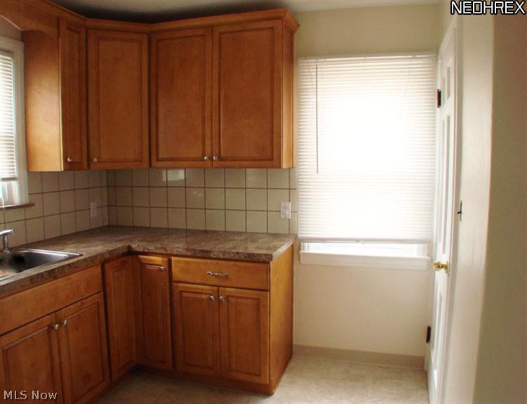 1177 Belrose Road Cleveland, OH 44124 - Photo 2 of 22 Gallery Image 2