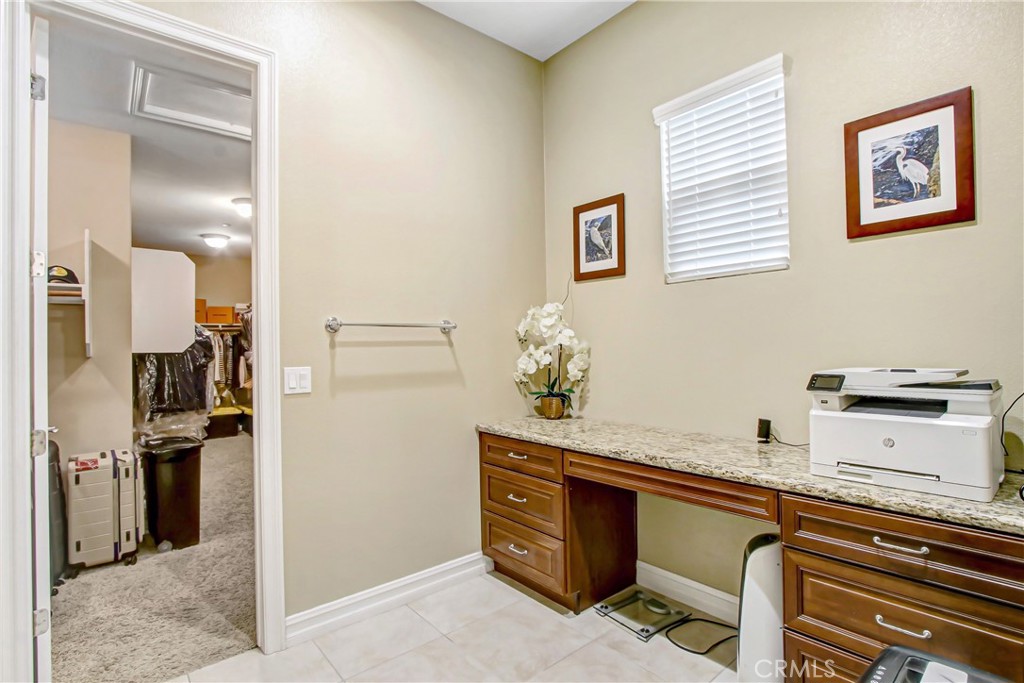 498 Green Orchard Place Riverside, CA 92506 - Photo 20 of 51