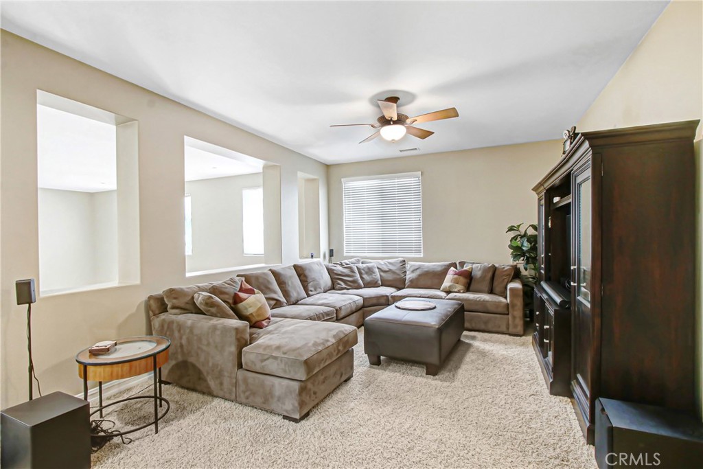 498 Green Orchard Place Riverside, CA 92506 - Photo 25 of 51