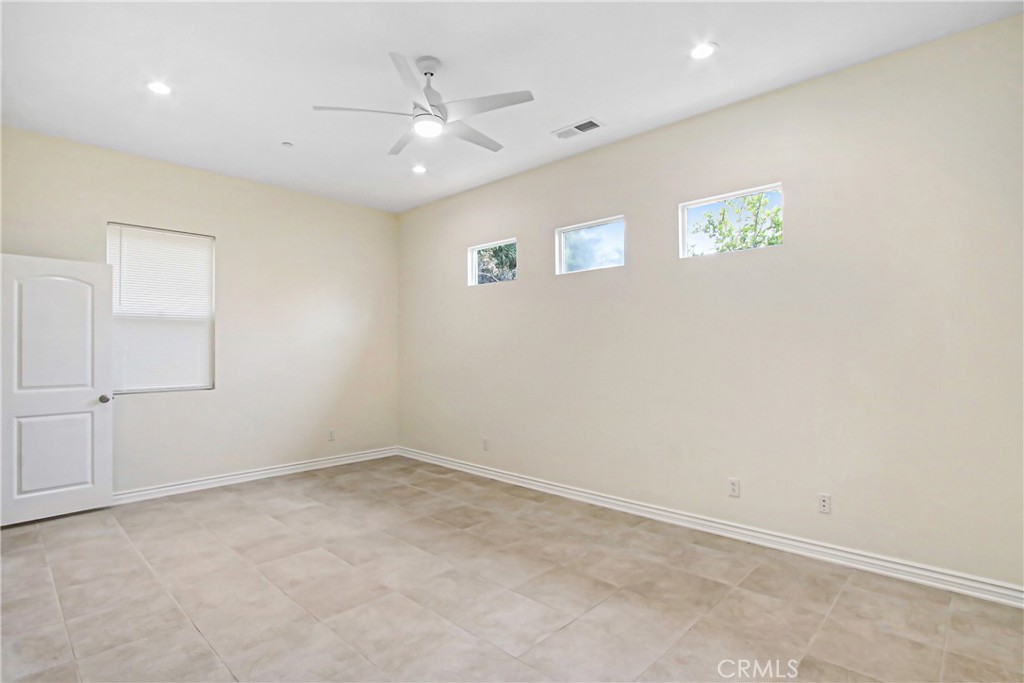 498 Green Orchard Place Riverside, CA 92506 - Photo 32 of 51