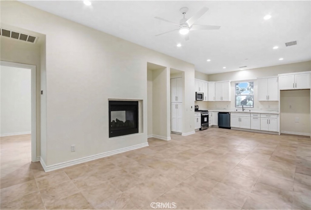 498 Green Orchard Place Riverside, CA 92506 - Photo 37 of 51