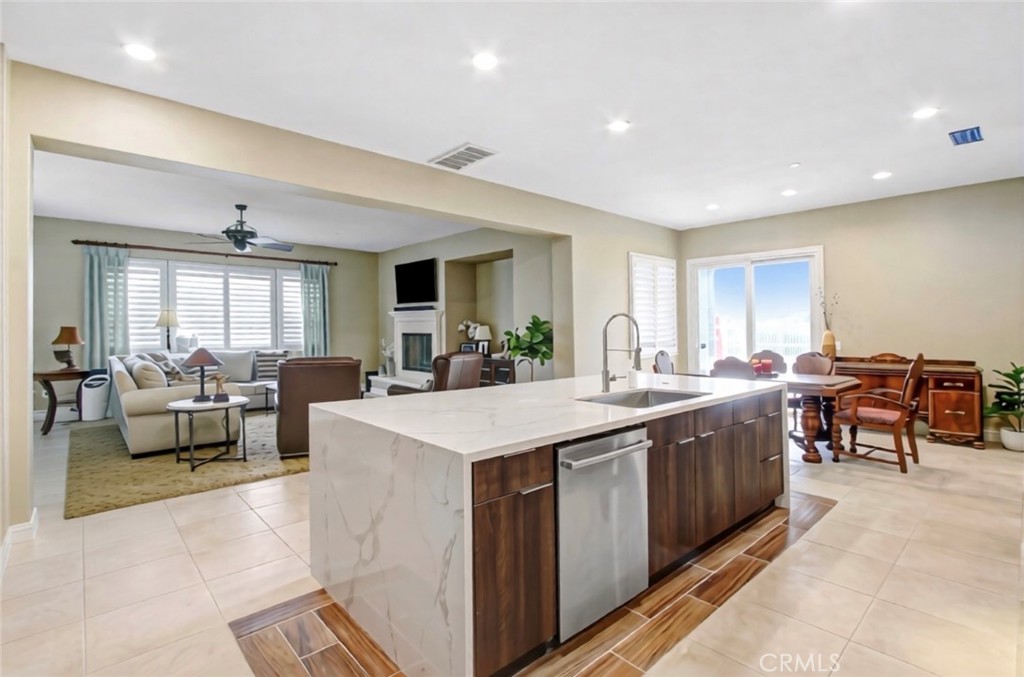 498 Green Orchard Place Riverside, CA 92506 - Photo 6 of 51