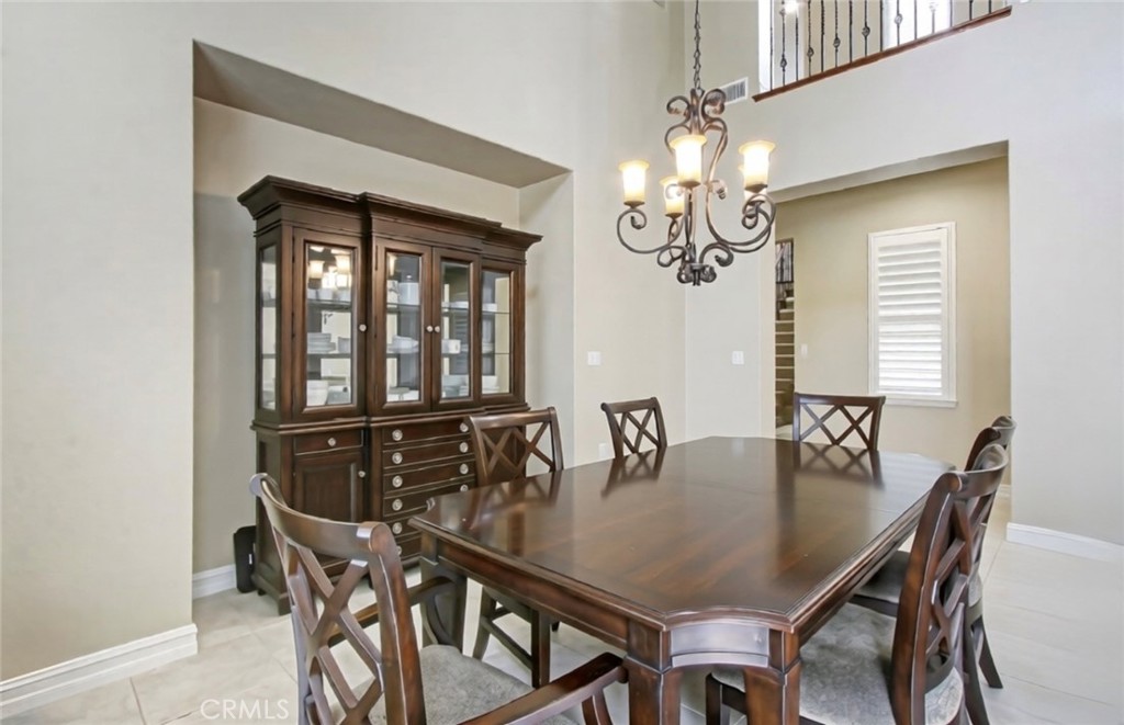 498 Green Orchard Place Riverside, CA 92506 - Photo 8 of 51