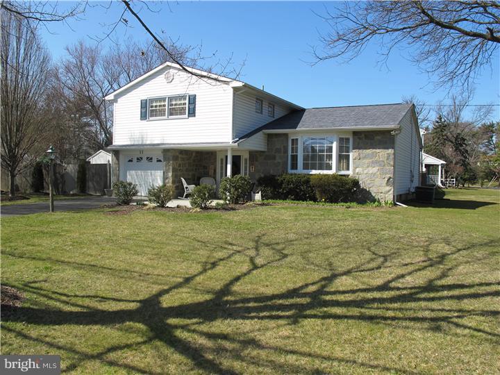 11 Parry Road Cinnaminson, NJ 08077 - Photo 1 of 18 Exterior