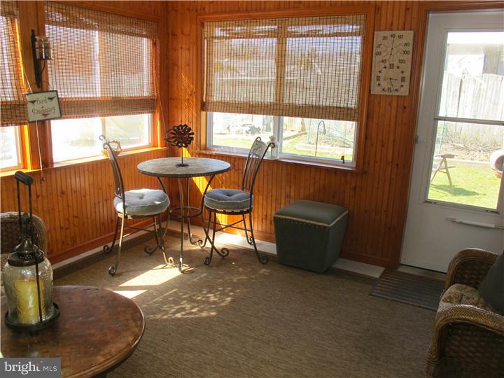 11 Parry Road Cinnaminson, NJ 08077 - Photo 14 of 18 Sun Room