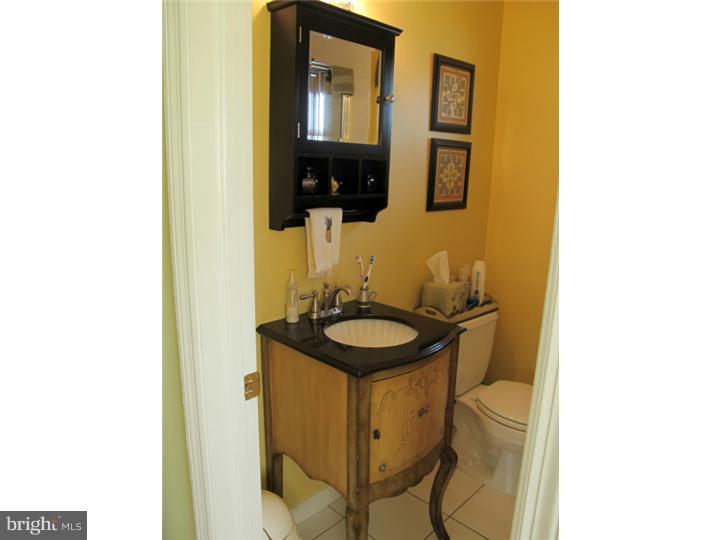 11 Parry Road Cinnaminson, NJ 08077 - Photo 9 of 18 Master Bathroom