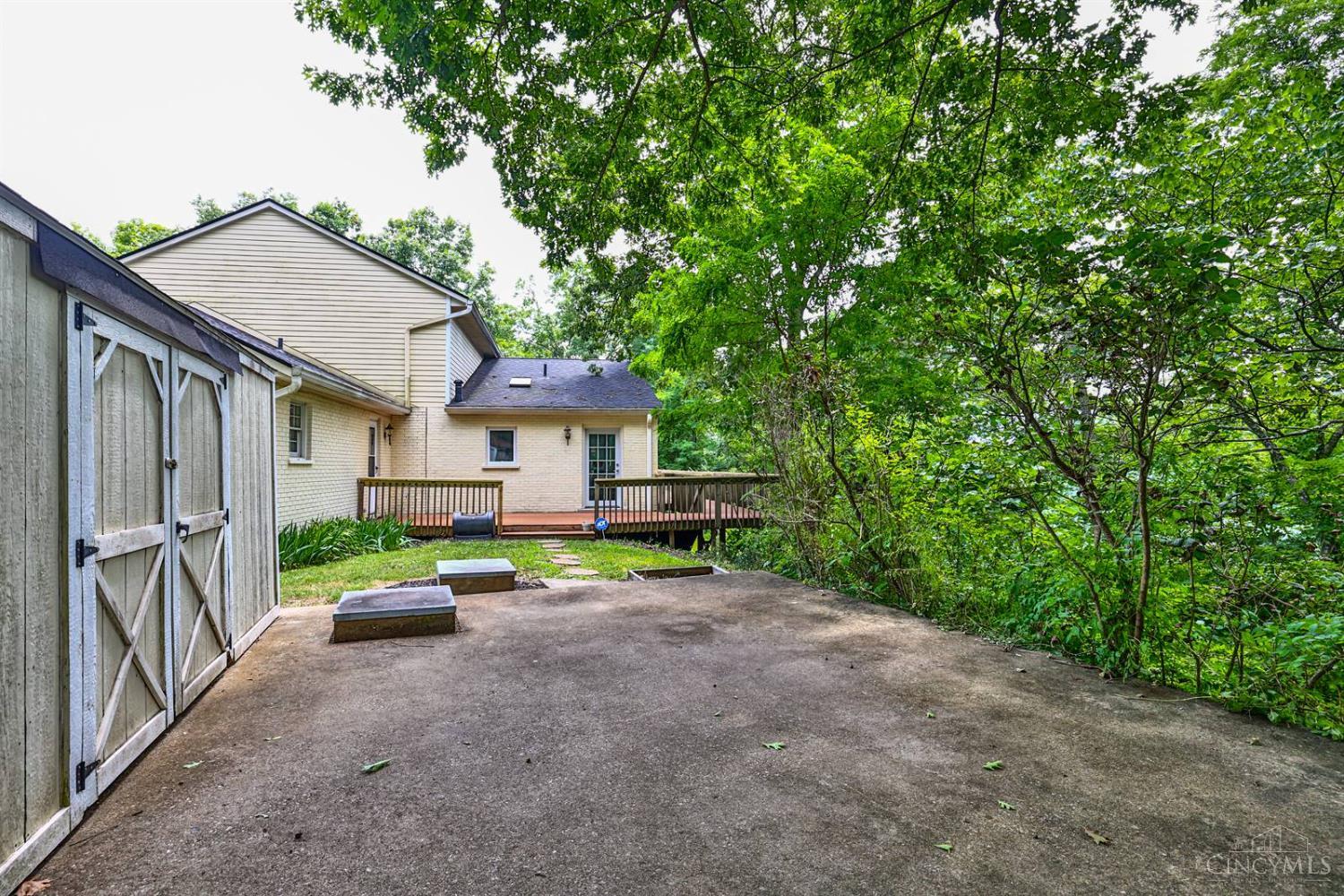 572 Locust Corner Road Cincinnati, OH 45245 - Photo 57 of 80 Gallery Image 57
