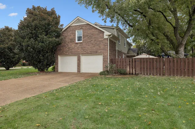 $777,000 | 1121 Brandon Drive, Franklin, TN 37064