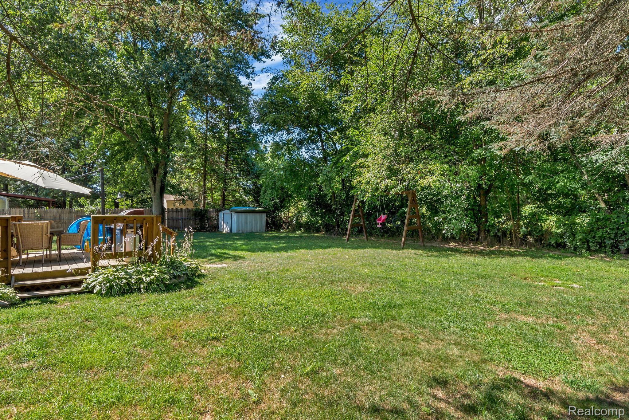 13308 North Road Fenton, MI 48430 - Photo 22 of 30 Gallery Image 22