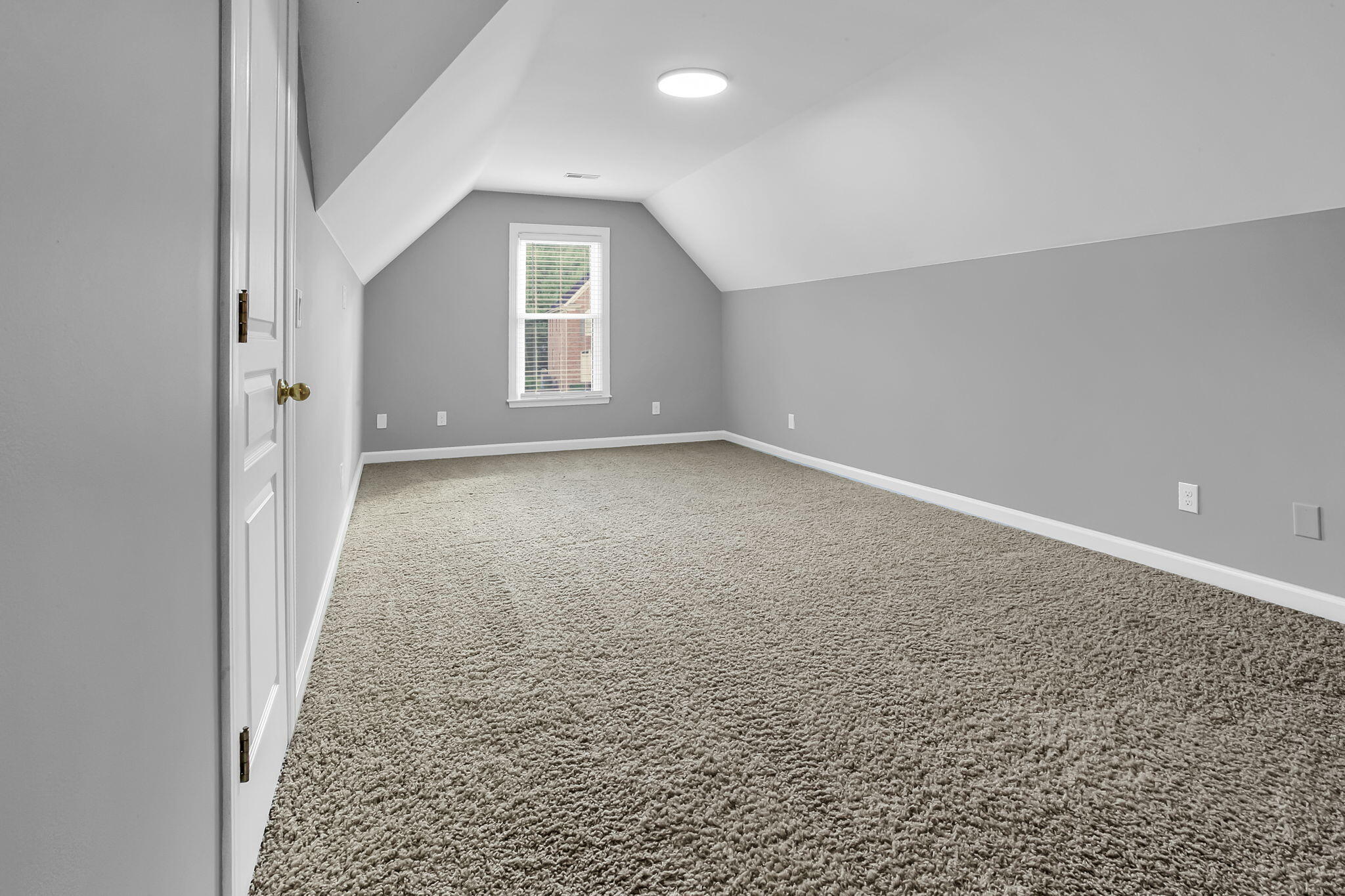 6407 Cheltenham Road South Hixson, TN 37343 - Photo 29 of 47 guest bedroom 3