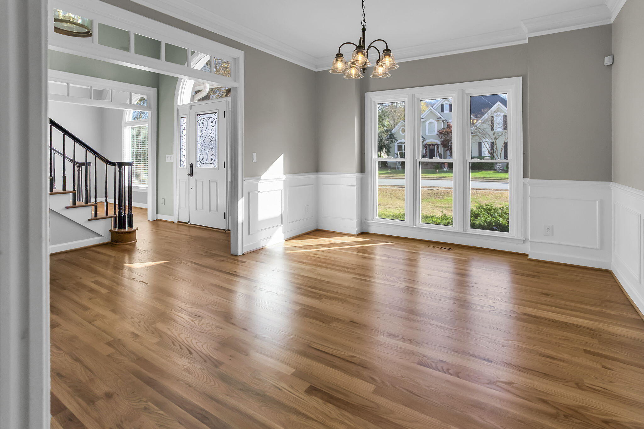 6407 Cheltenham Road South Hixson, TN 37343 - Photo 10 of 47 dining room view to front