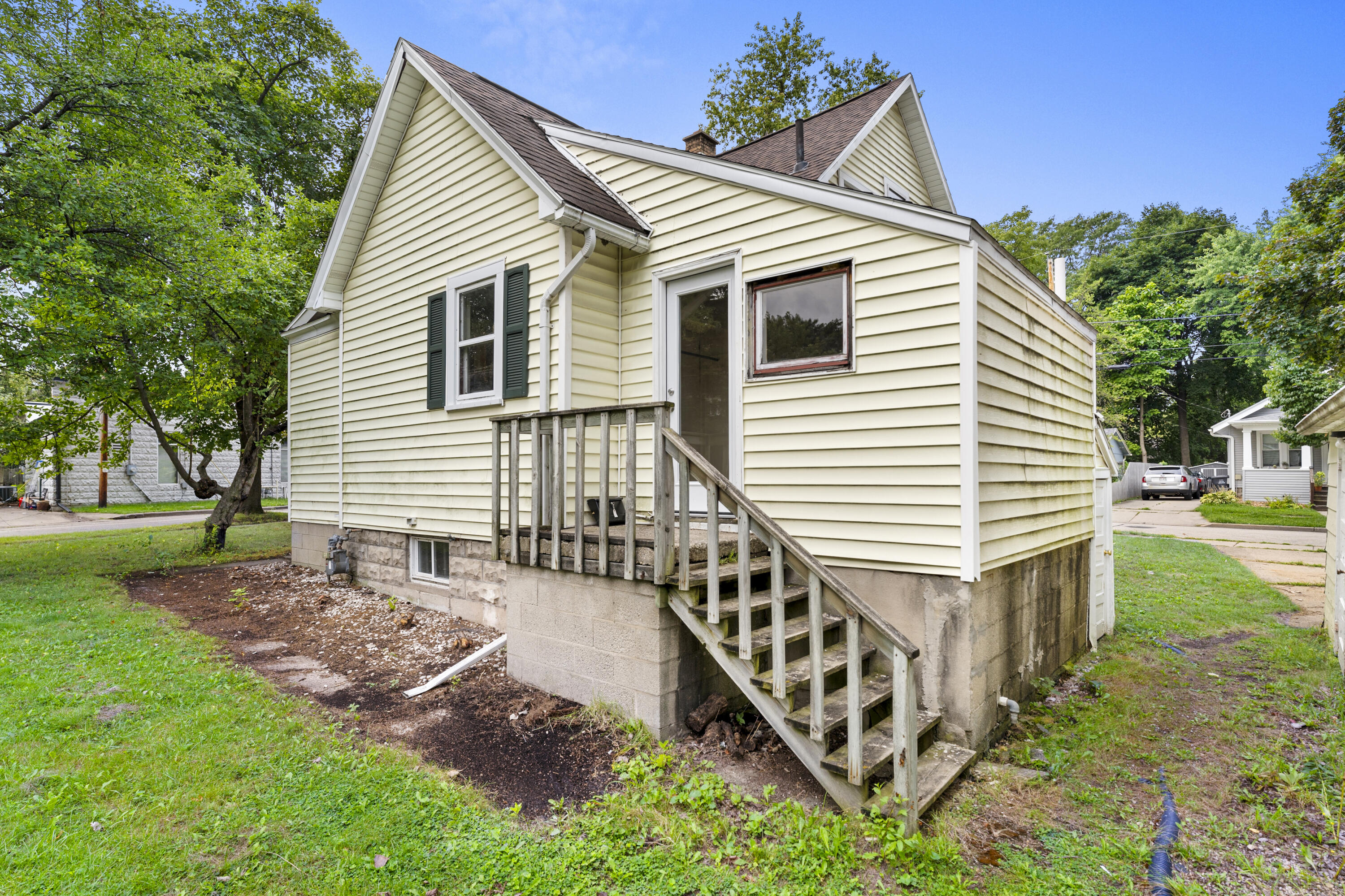 1016 East Vine Street Appleton, WI 54911 - Photo 35 of 46 012-1016EastVineStreet-Appleton-WI-54911