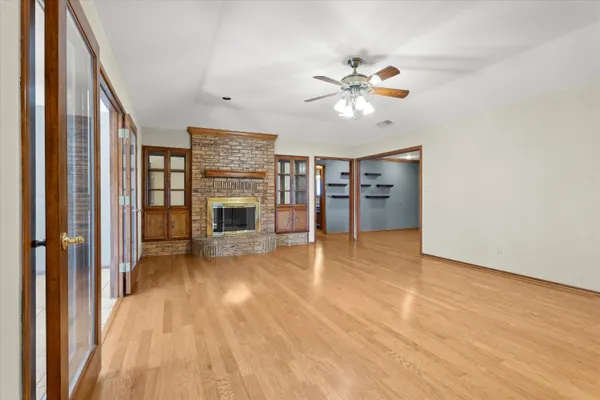 $799,900 | 741 North Barton Lane, Levelland, TX 79336