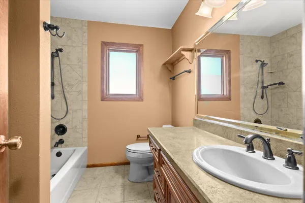 $799,900 | 741 North Barton Lane, Levelland, TX 79336