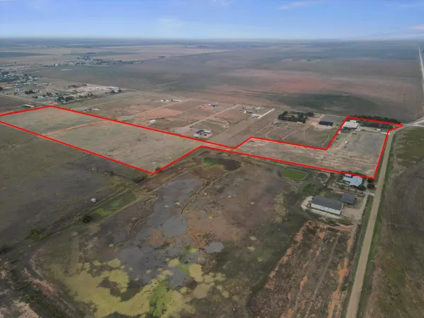 $799,900 | 741 North Barton Lane, Levelland, TX 79336