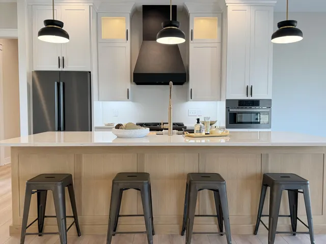 $1,177,000 | 7414 Skyward Lane Northwest, Rochester, MN 55901