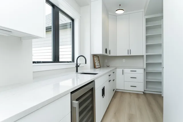 $1,177,000 | 7414 Skyward Lane Northwest, Rochester, MN 55901