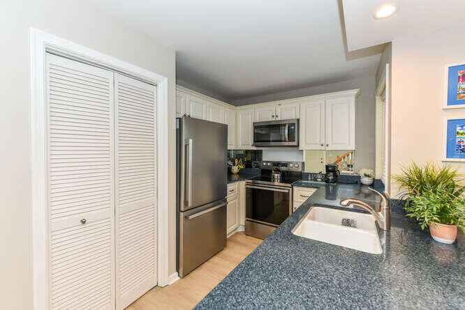 353 Highway 1, Unit C301 Jupiter, FL 33477 - Photo 26 of 56 353 US1 C301 Jupiter FL 33477-small-010-